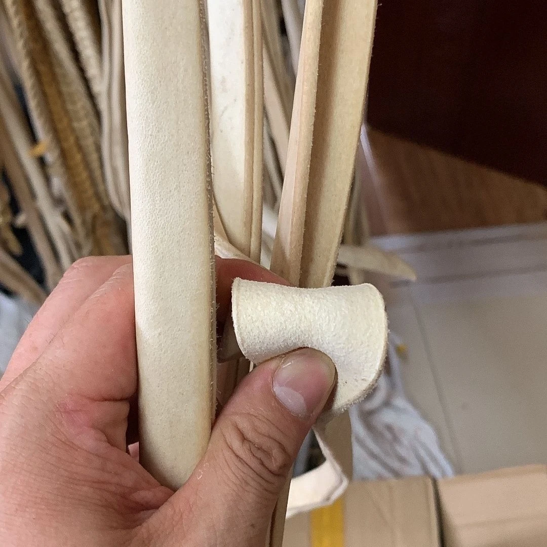 马具牛皮板皮配件马鞍牛皮小滚浆皮小合口皮筒皮马鞍稍绳马具配件
