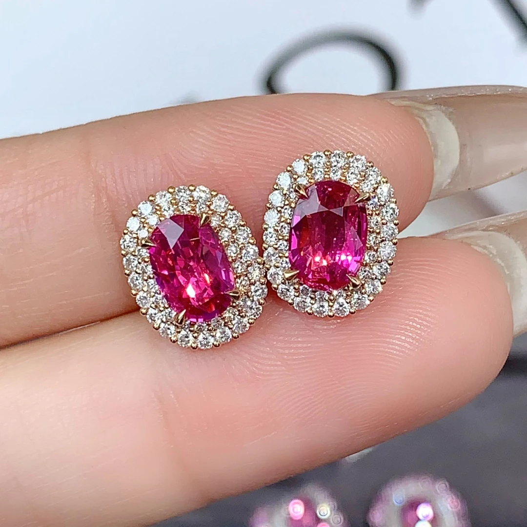 18k金无烧红宝耳钉- CGRL证书