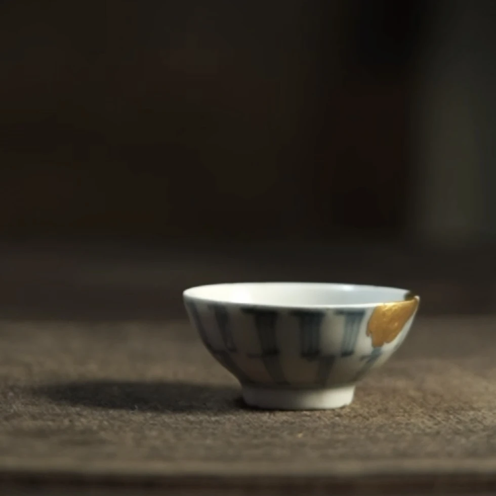 古道具 万字纹青花杯