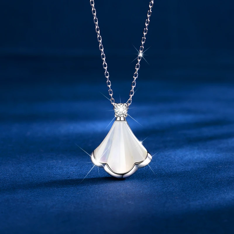 老鳯祥 链子925银合成锆石 中秋节礼物送女友生日纪念日Y