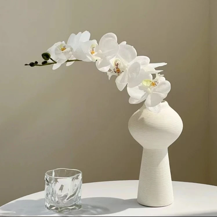 蝴蝶兰仿真花手感保湿高档绢花餐桌假花客厅干花摆件轻奢装饰插花
