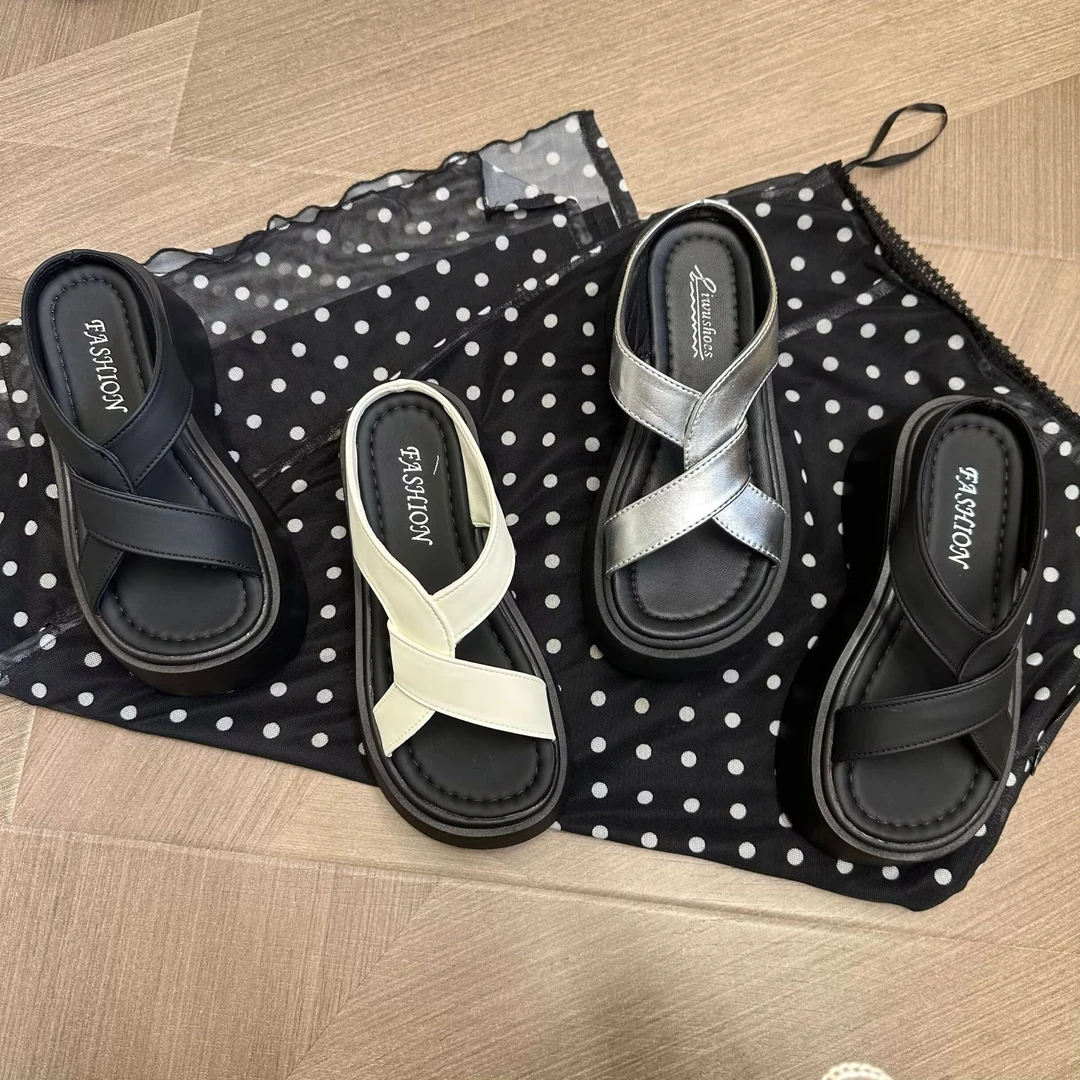 超厚底凉拖鞋女2024夏季新款软底小个子增高跟松糕鞋时尚外穿8cm