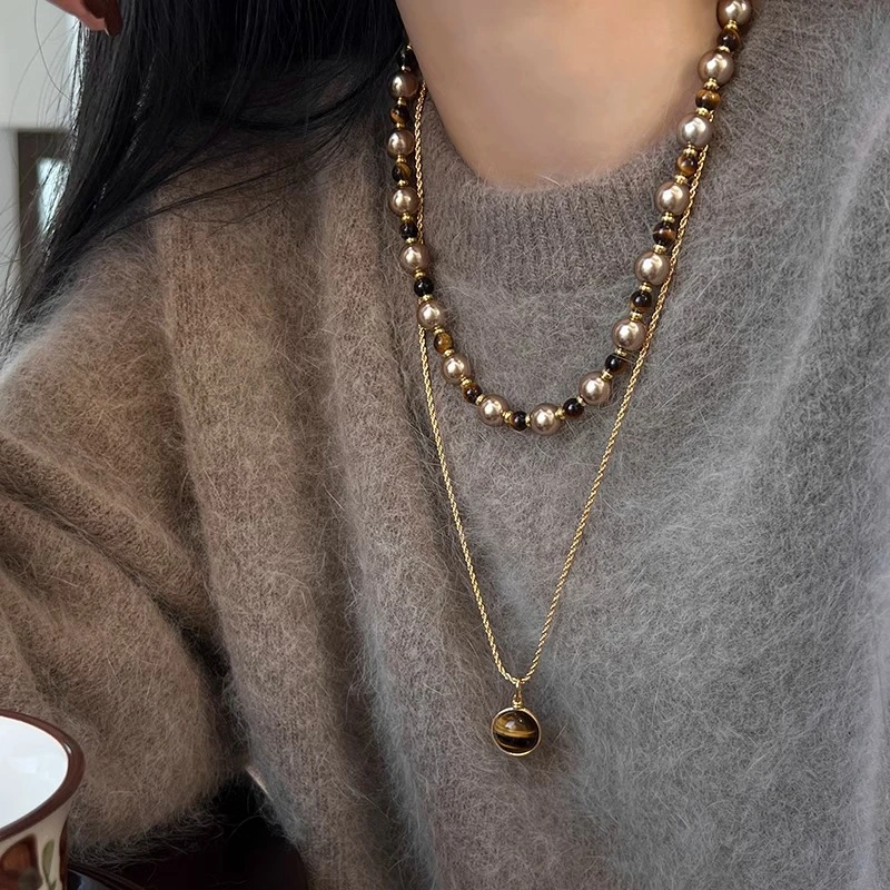 钛钢项链 美拉德高级感虎眼石吊坠长款毛衣链轻奢项链复古秋冬潮