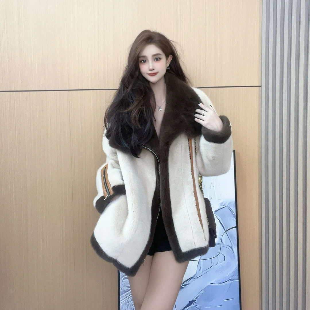 【蒂芬妮月月推荐5589】反季新品韩版双色拼接款时尚翻领毛毛短外套