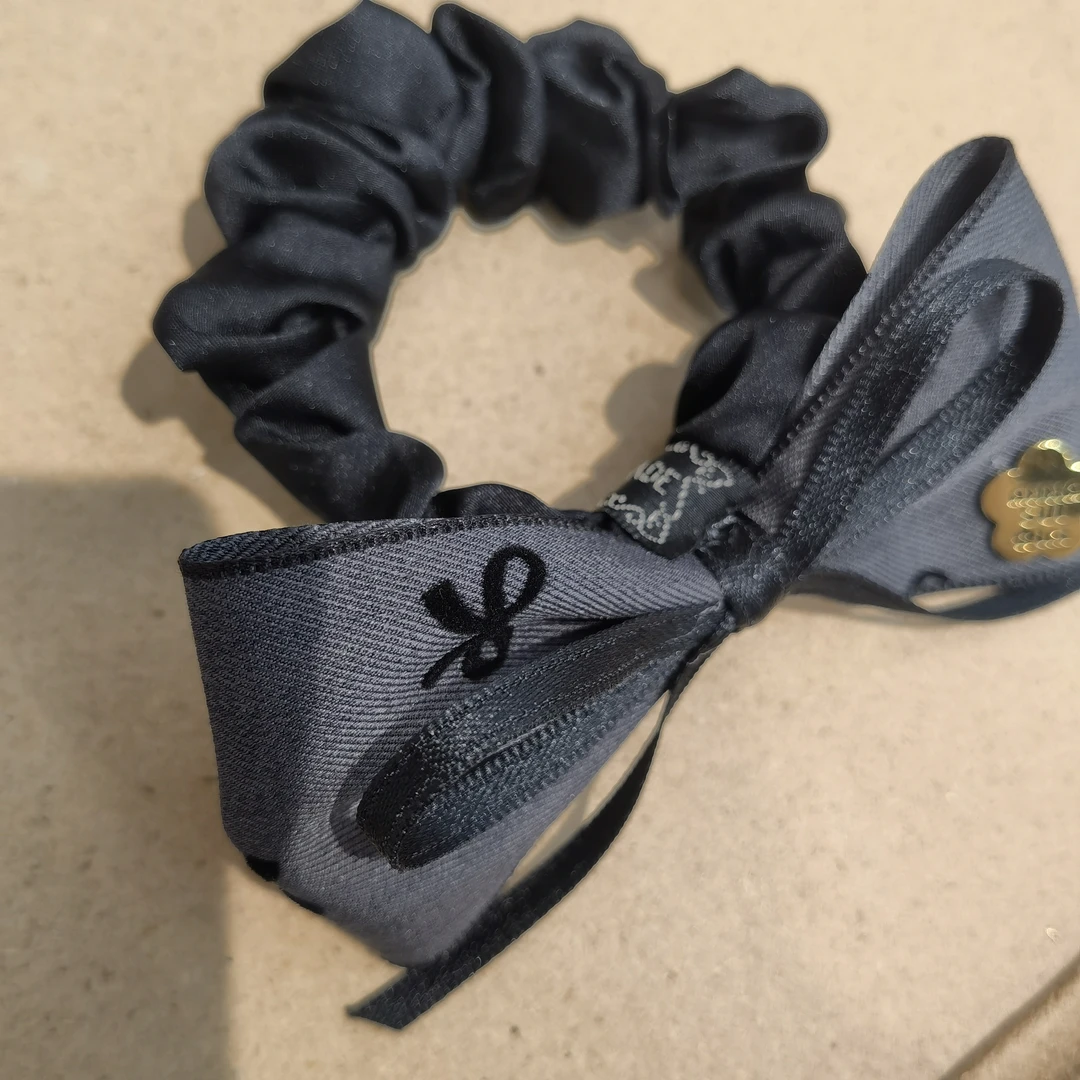 B792灰色蝴蝶结肠圈