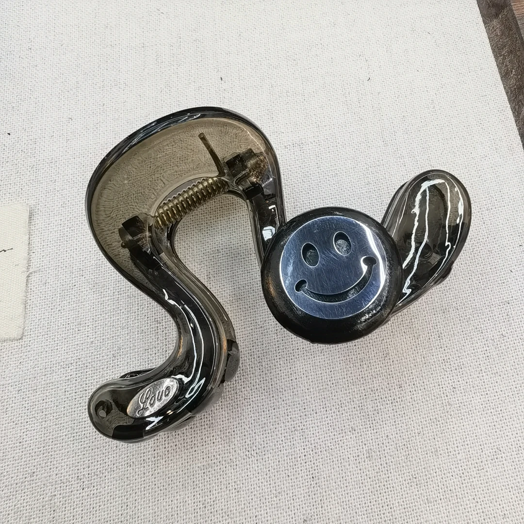 A037亮片笑脸几字抓夹