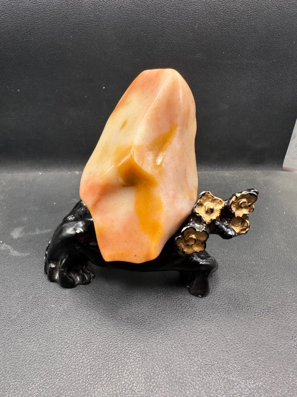 新疆金丝玉原石籽料13号