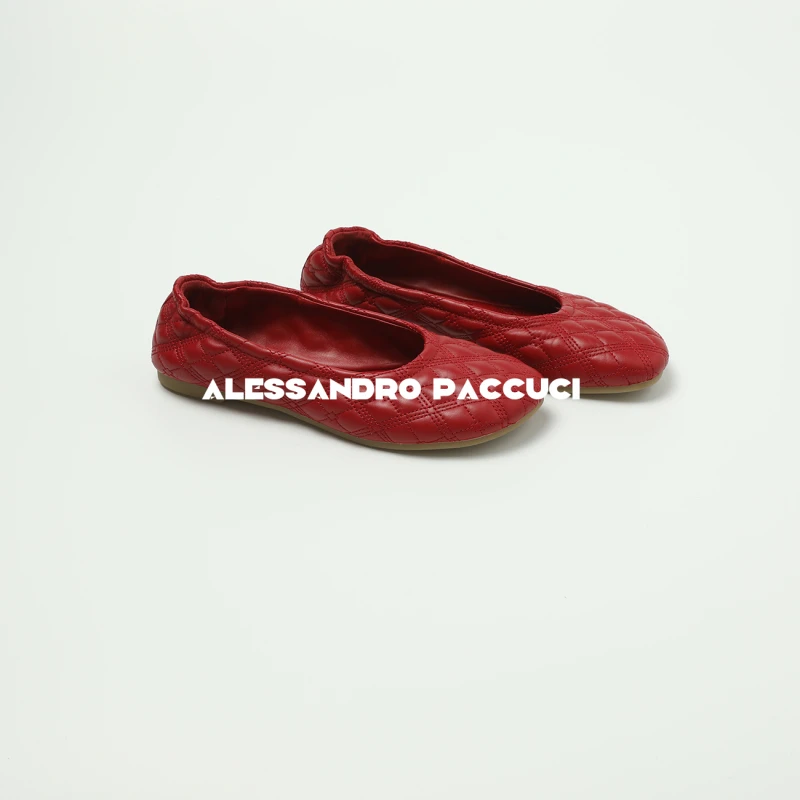 【孤品特价不退换】洛哥43135XD【软格】绵羊皮电绣菱格纯色平底单鞋