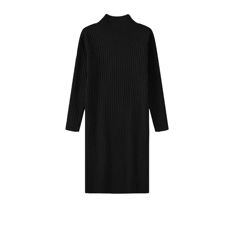 长款针织连衣裙时尚