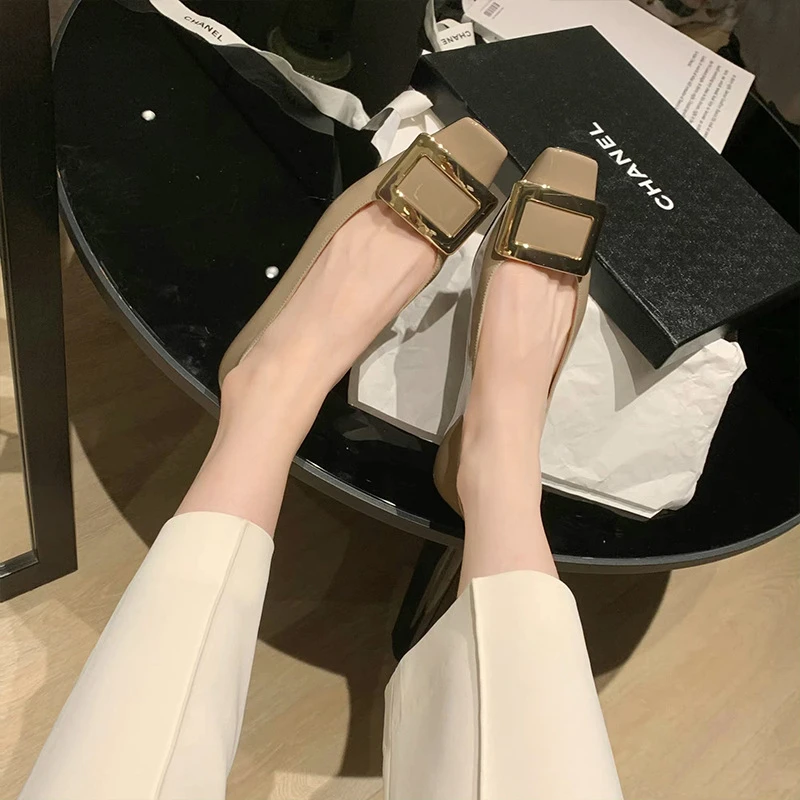 玛丽珍鞋小众2024新款夏季软底粗跟浅口百搭女漆皮方头低跟工作鞋