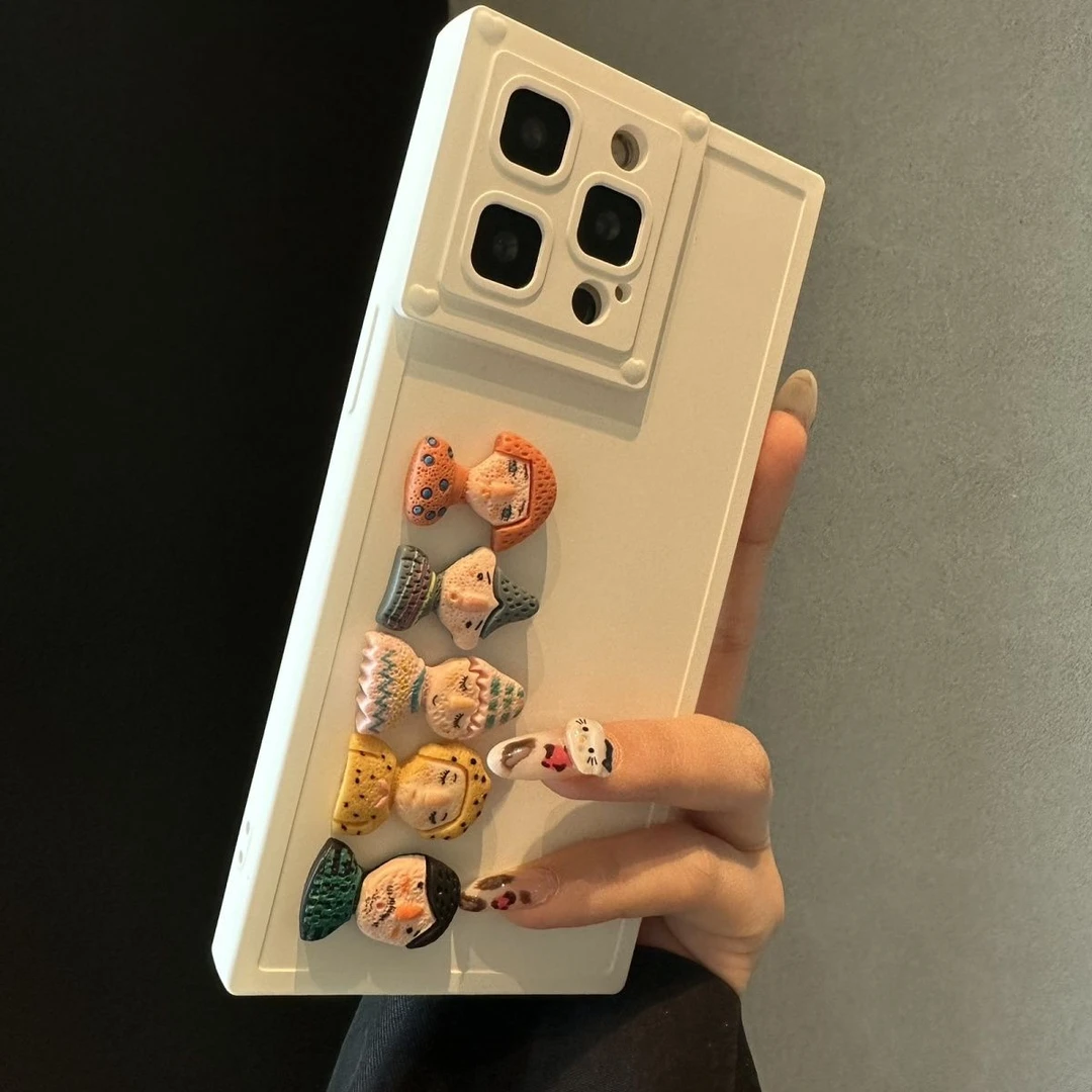 奶白色方形壳小矮人适用于苹果15手机壳iPhone14保护13高级12新款