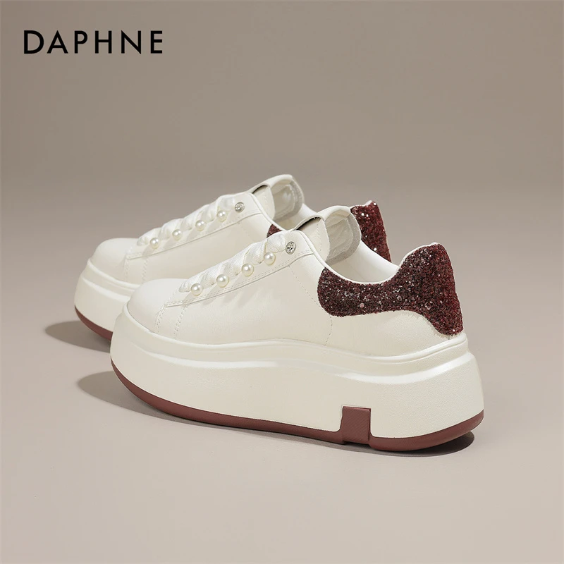 达芙妮厚底小白鞋2025新款秋季经典百搭松糕休闲鞋小个子增高板鞋