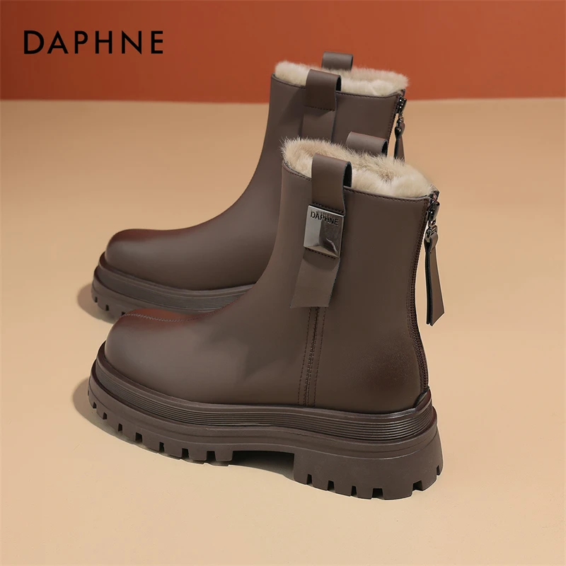 达芙妮厚底雪地靴女棉鞋冬季皮靴保暖加绒防水防滑新款马丁靴短靴