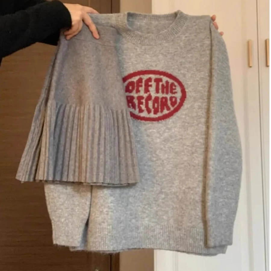 2025早秋新款复古韩版简约圆领套头长袖上衣毛衣高腰短款百褶裙女