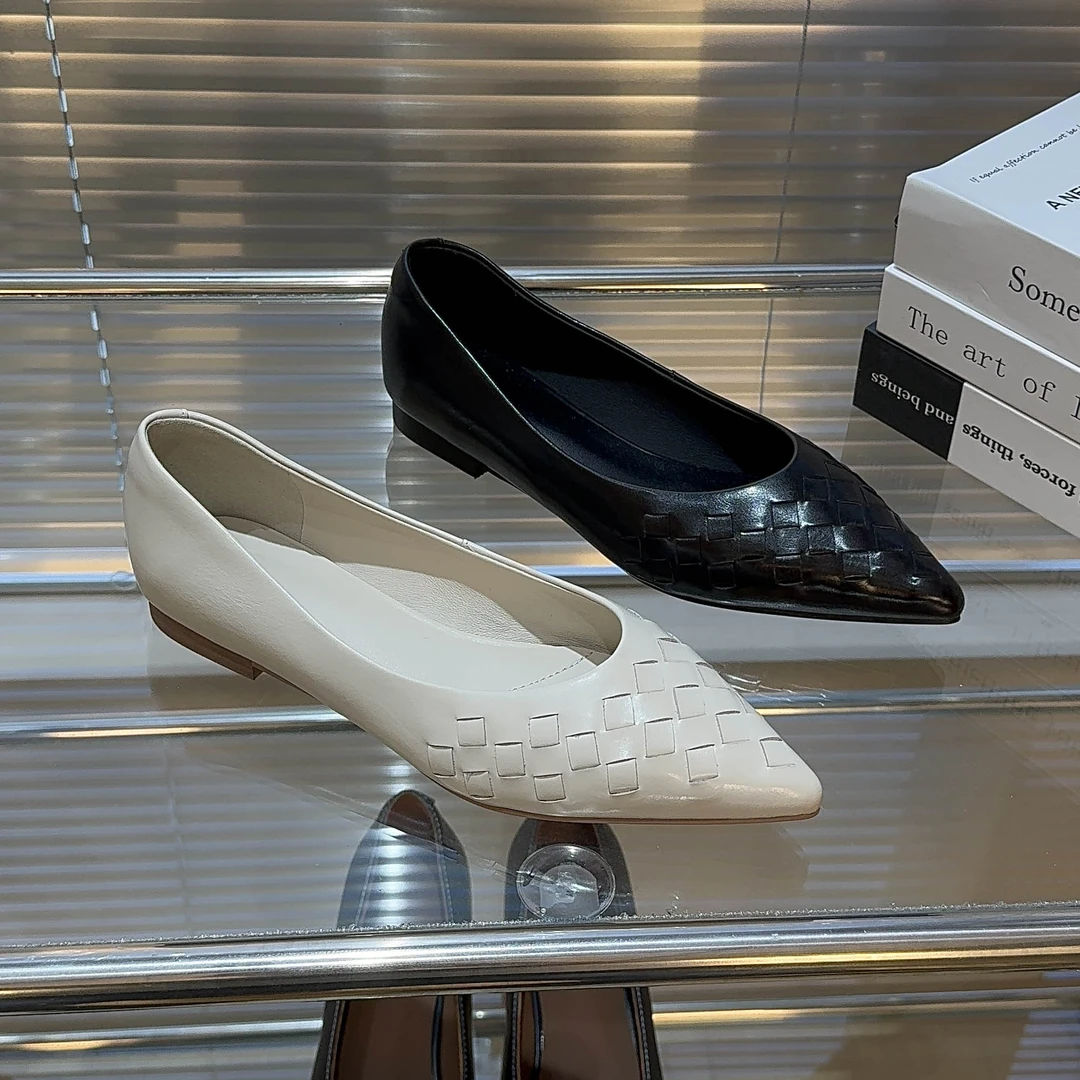 编织尖头真皮单鞋女2024秋季新款软底平底鞋女百搭女鞋