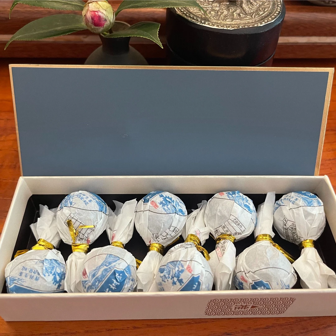 高朋普洱生茶古树龙珠