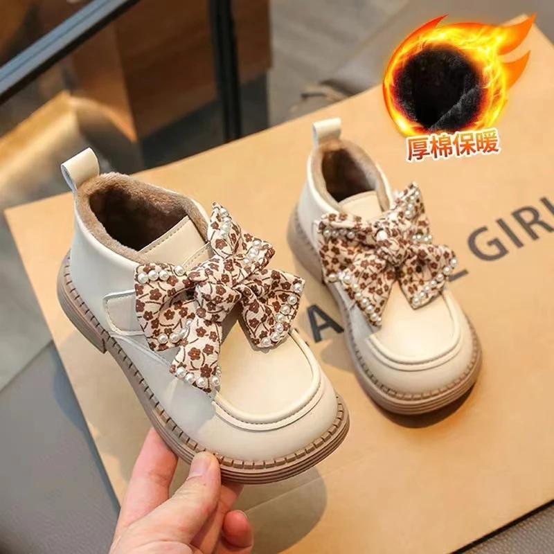 女童甜美可爱碎花蝴蝶结公主皮鞋大棉时尚百搭女宝宝靴子短靴黑色