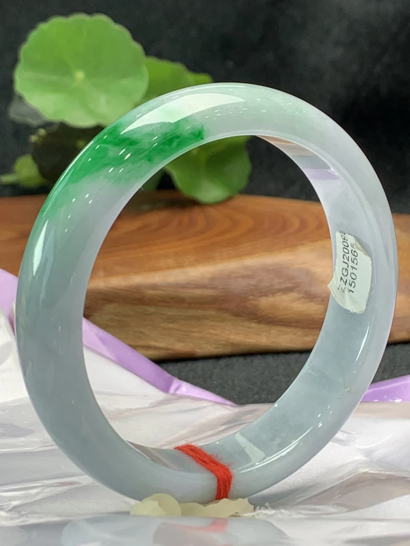 缅甸翡翠A货天然手镯一抹翠绿辣色正圈手镯圈口57.5宽14.3厚7.9