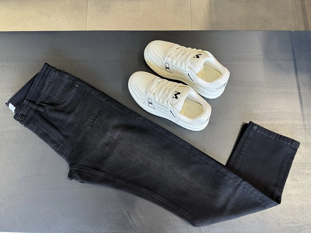 MANS名店-2024冬季新款休闲时尚男士牛仔裤-XY-8626