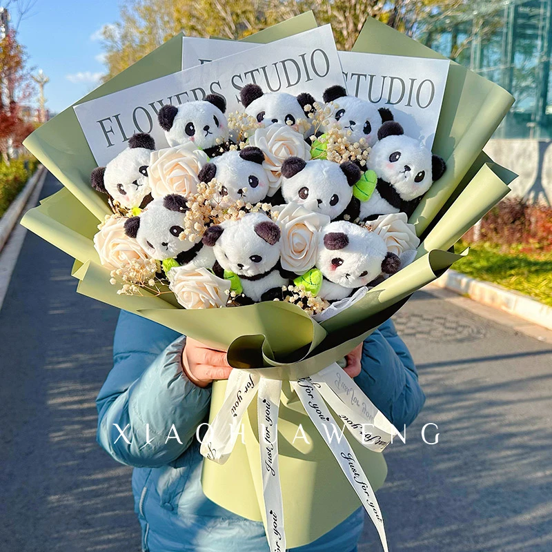七夕情人节熊猫玩偶花束创意草莓熊大花束送女友闺蜜拍照生日礼物