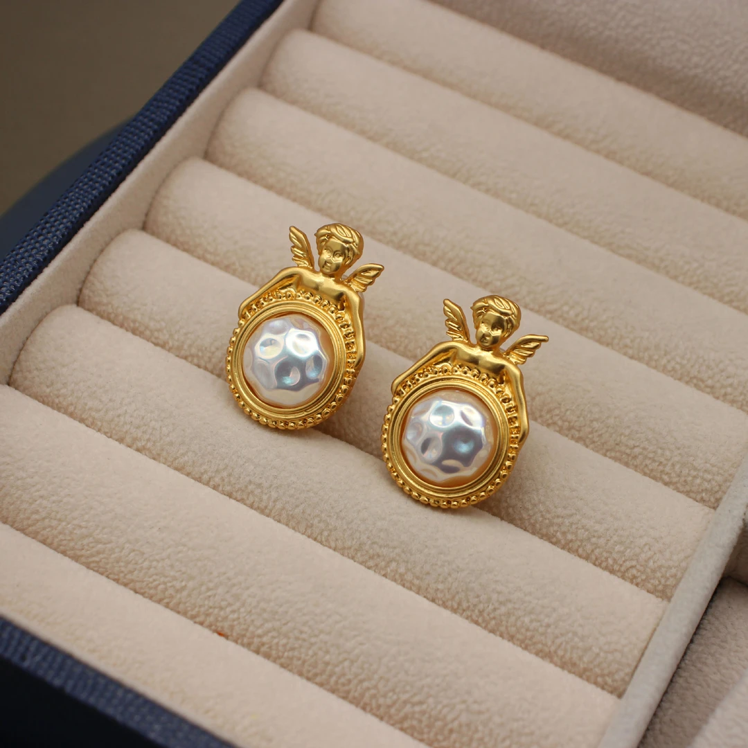 铜合金仿珍珠耳饰 复古巴洛克天使耳夹气质时尚百搭法式精致优雅