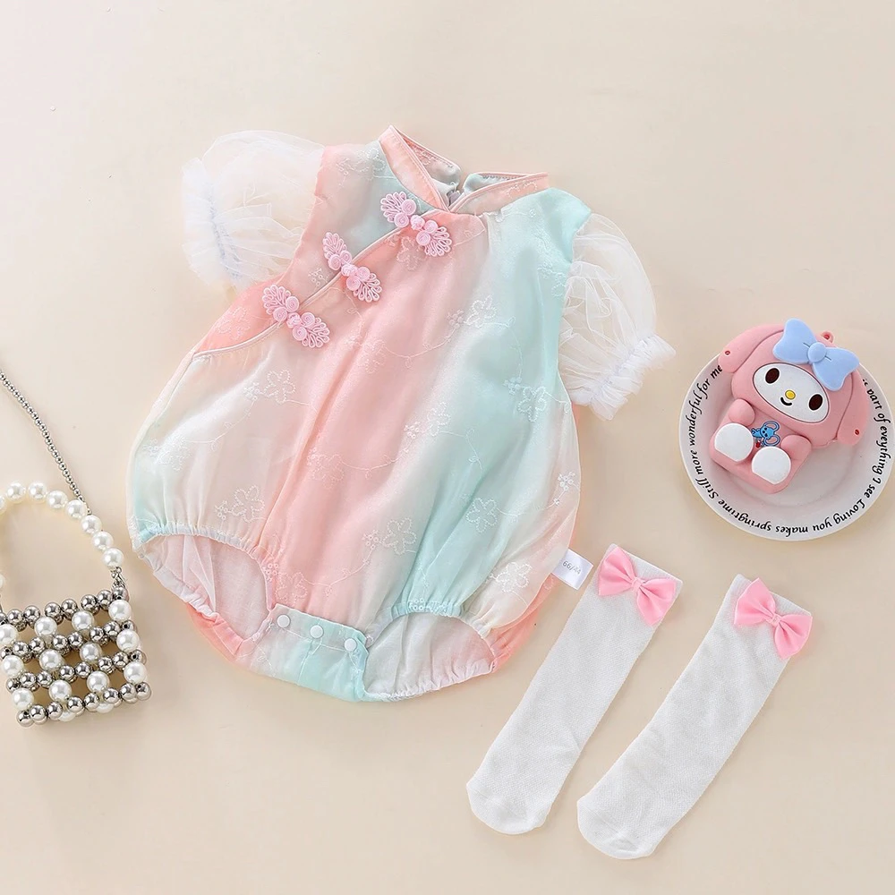 婴儿包屁衣夏装新生儿宝宝可爱旗袍哈衣夏季彩虹纱立领三角爬服