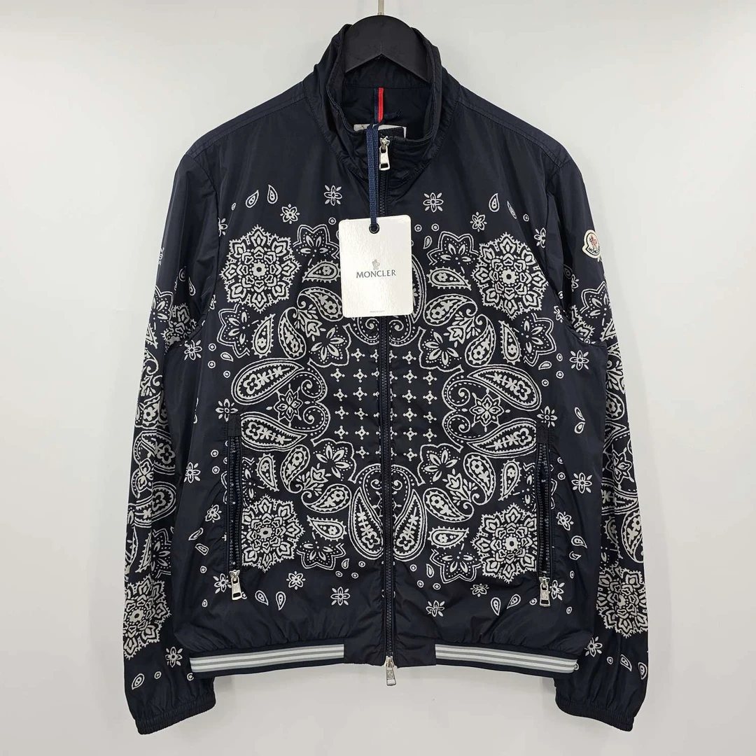 全新未使用 MONCLER Moncler 腰果花logo冲锋衣夹克