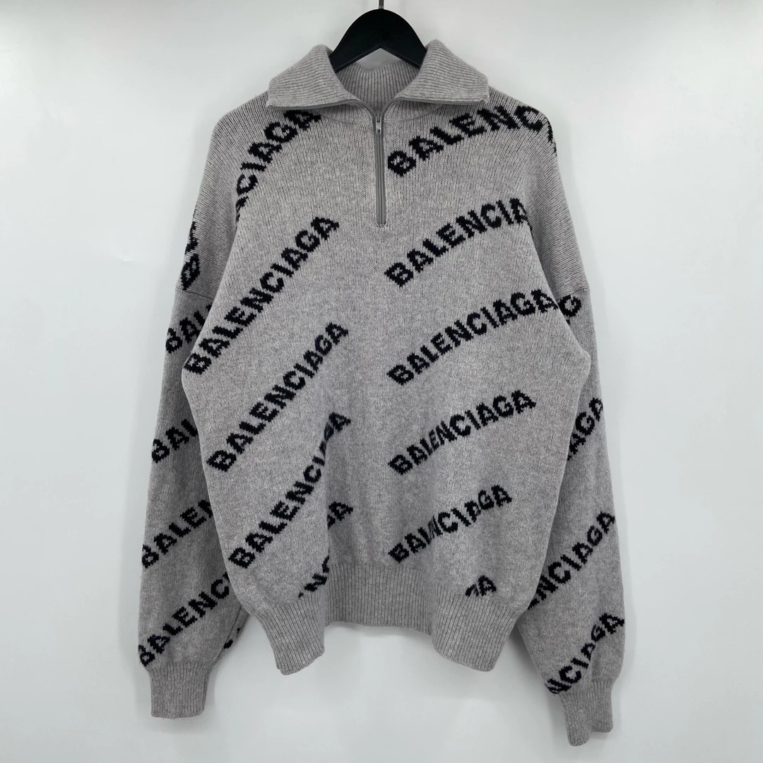 99新 Balenciaga/巴黎世家 灰色满印弹幕半拉链毛衣-叶子1420