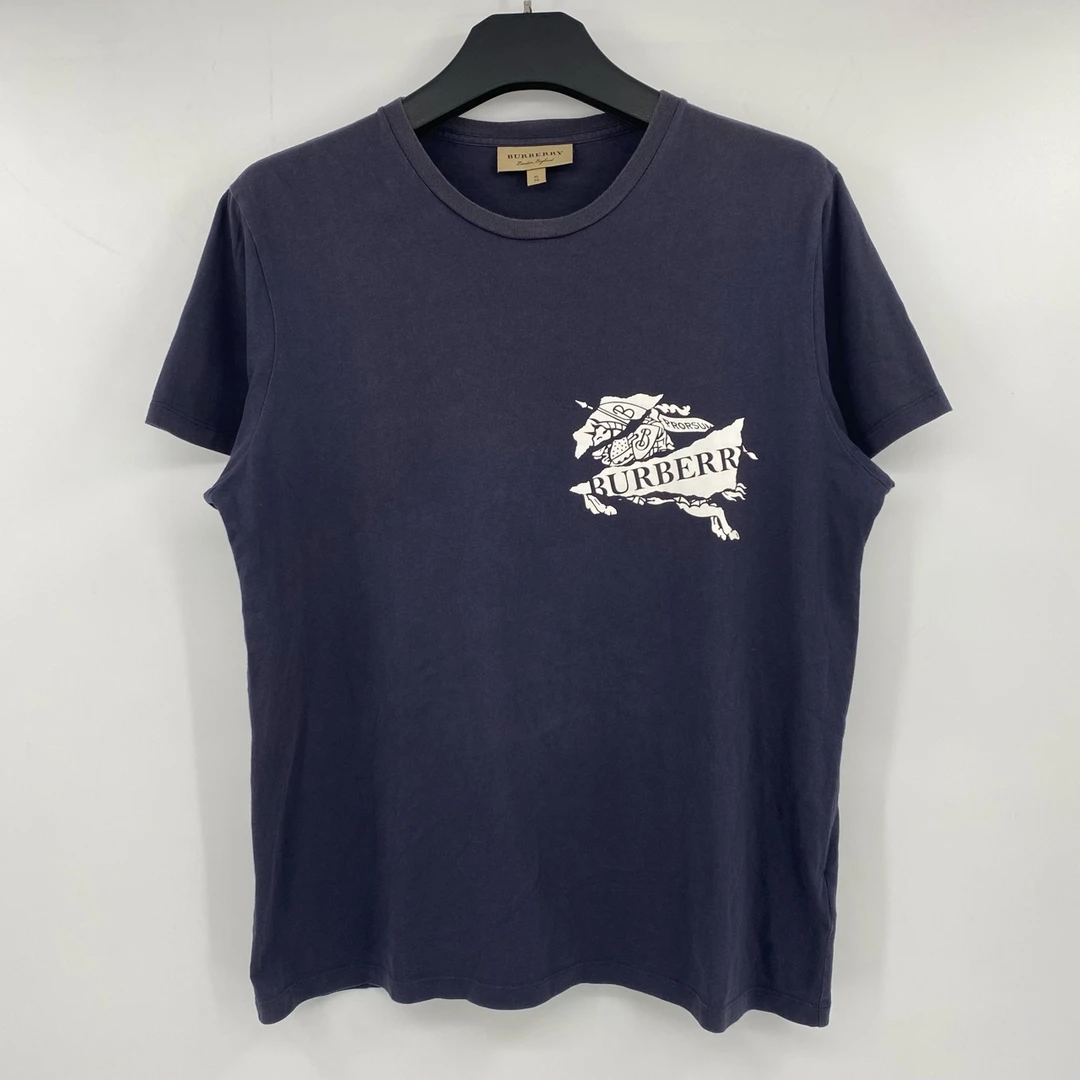 95新 BURBERRY/博柏利 胸前战马字母LOGO短袖 XL BBC2405230002