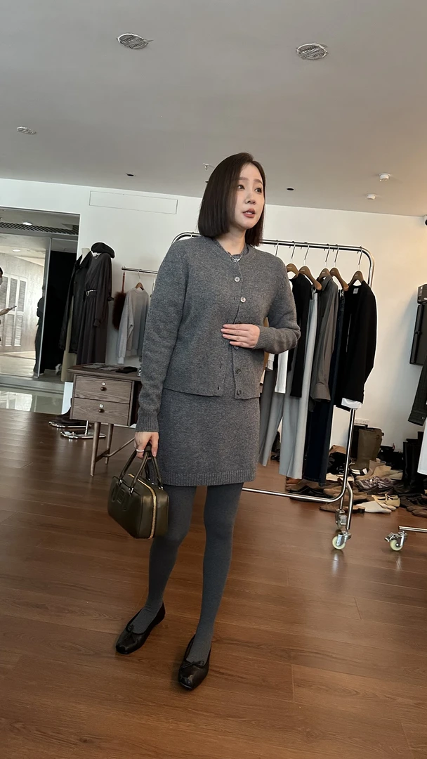 Widelia秋季新款韩版气质女士针织连衣裙16123