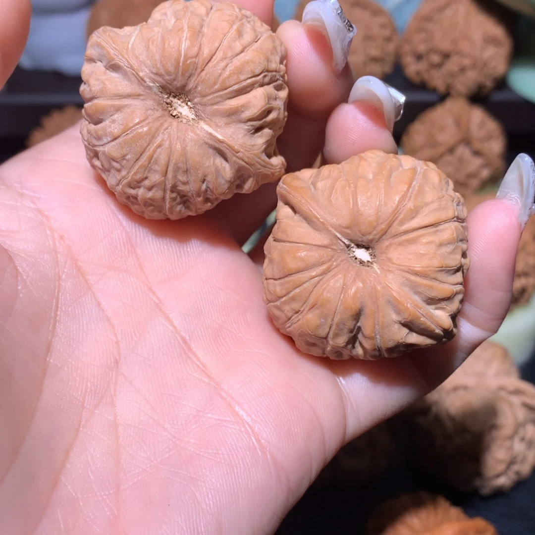 【闪购商品】文玩核桃吊坠38全品凹底南瓜墩