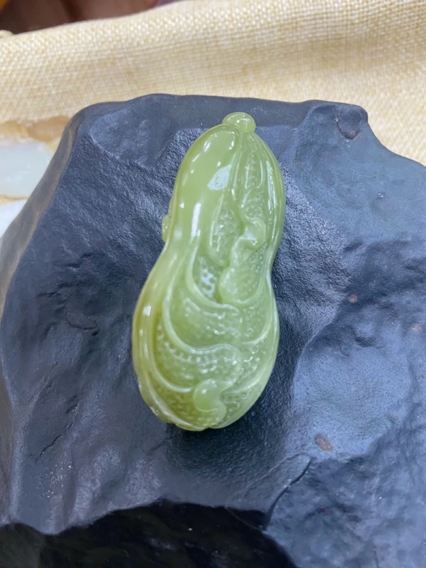 和田玉青黄口白菜