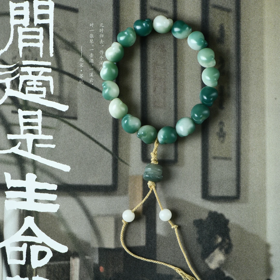 绿菩提飘花渐变招财猫萌爪手串