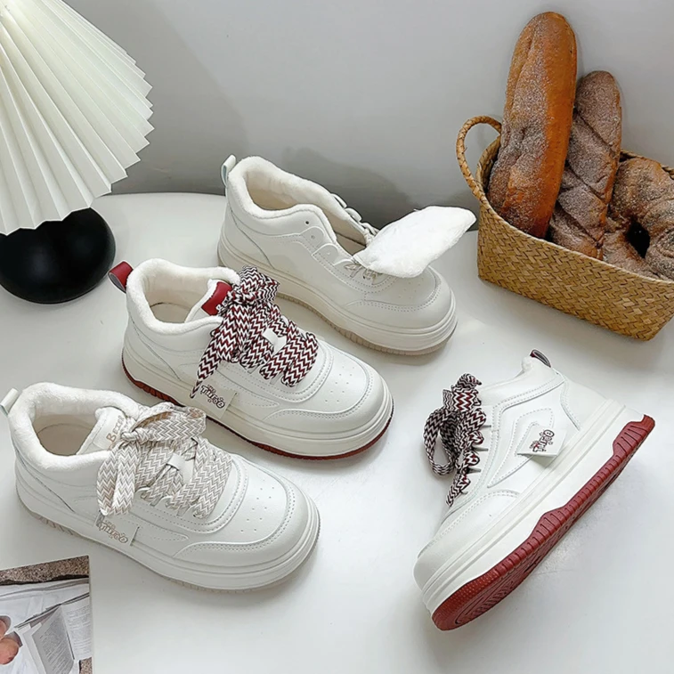 中学生高帮加绒二棉鞋2024冬季新款少女孩保暖运动鞋厚底学生小白