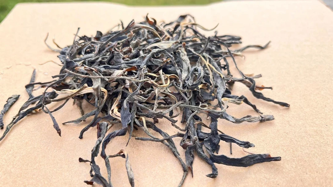 2016年刮风寨黑水梁子散茶普洱茶生茶100g