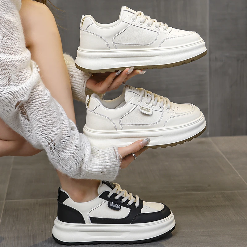 正版小白鞋厚底女款学生2024爆款百搭板鞋秋冬鞋子休闲鞋