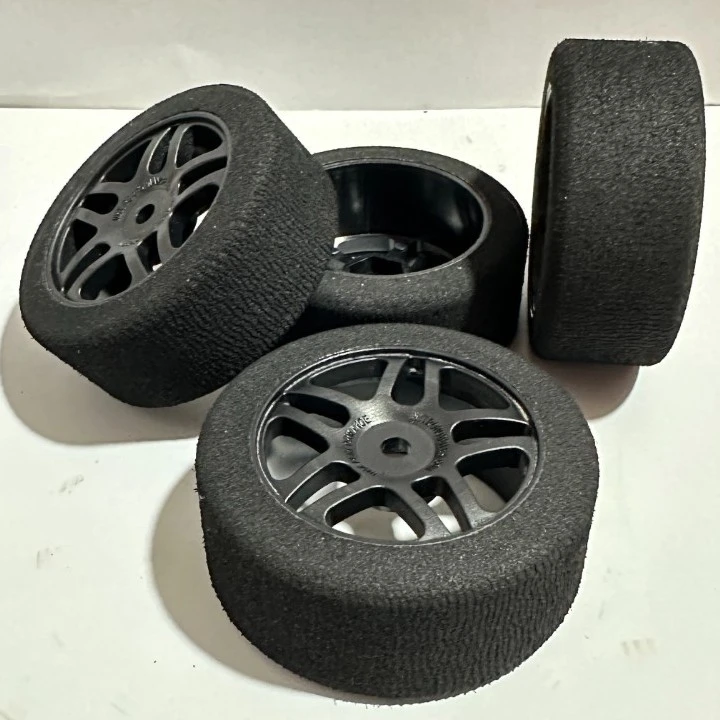 1/10平路车 平跑轮胎 海绵胎 轮毂0度 通用轮胎 两种硬度可选玩具