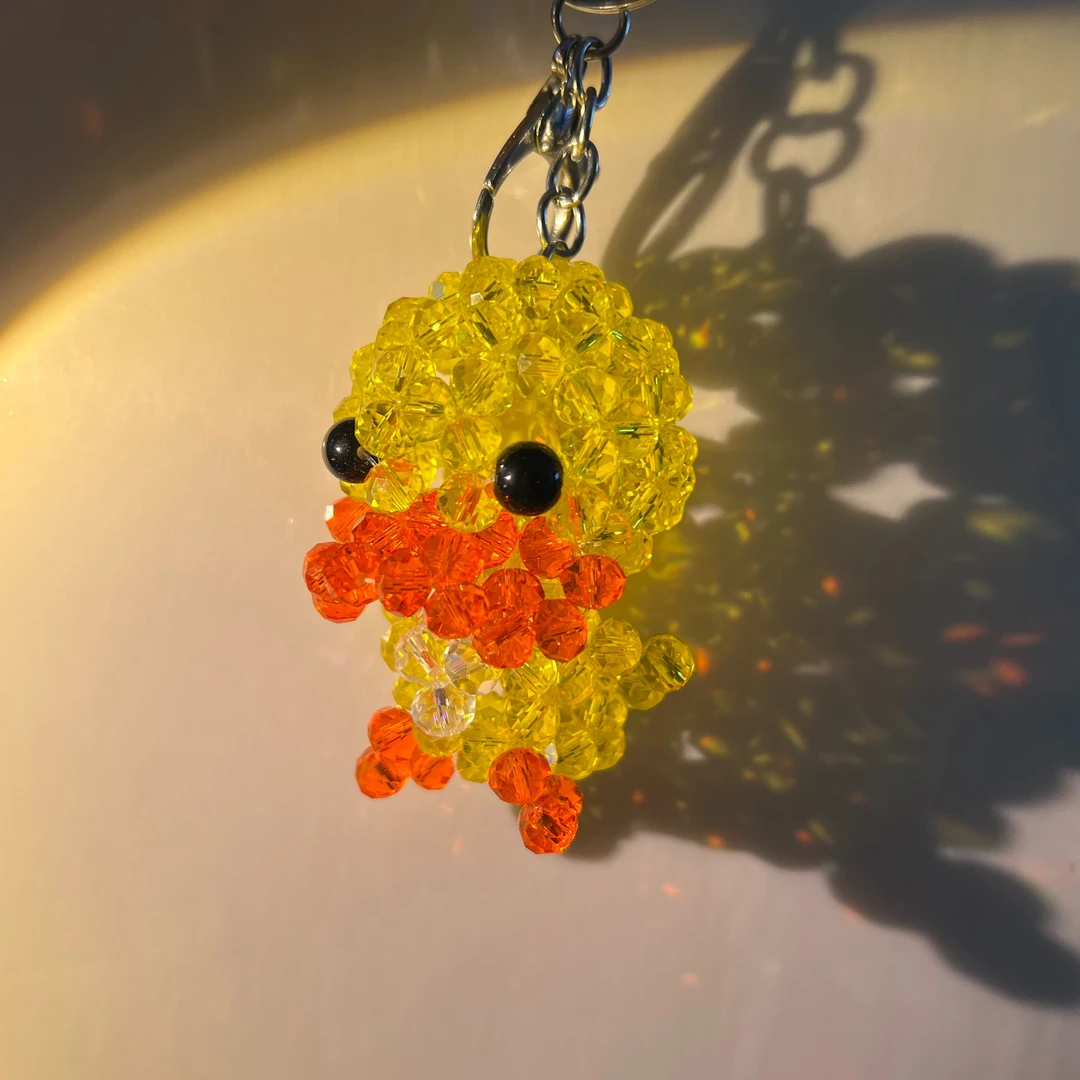 手工编织8mm大黄鸭挂件