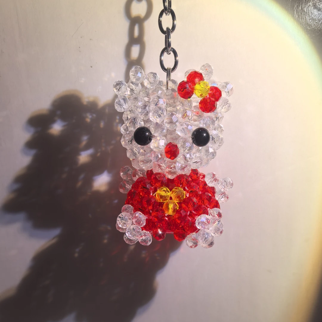 手工编织6mm大红色凯蒂猫钥匙扣挂件