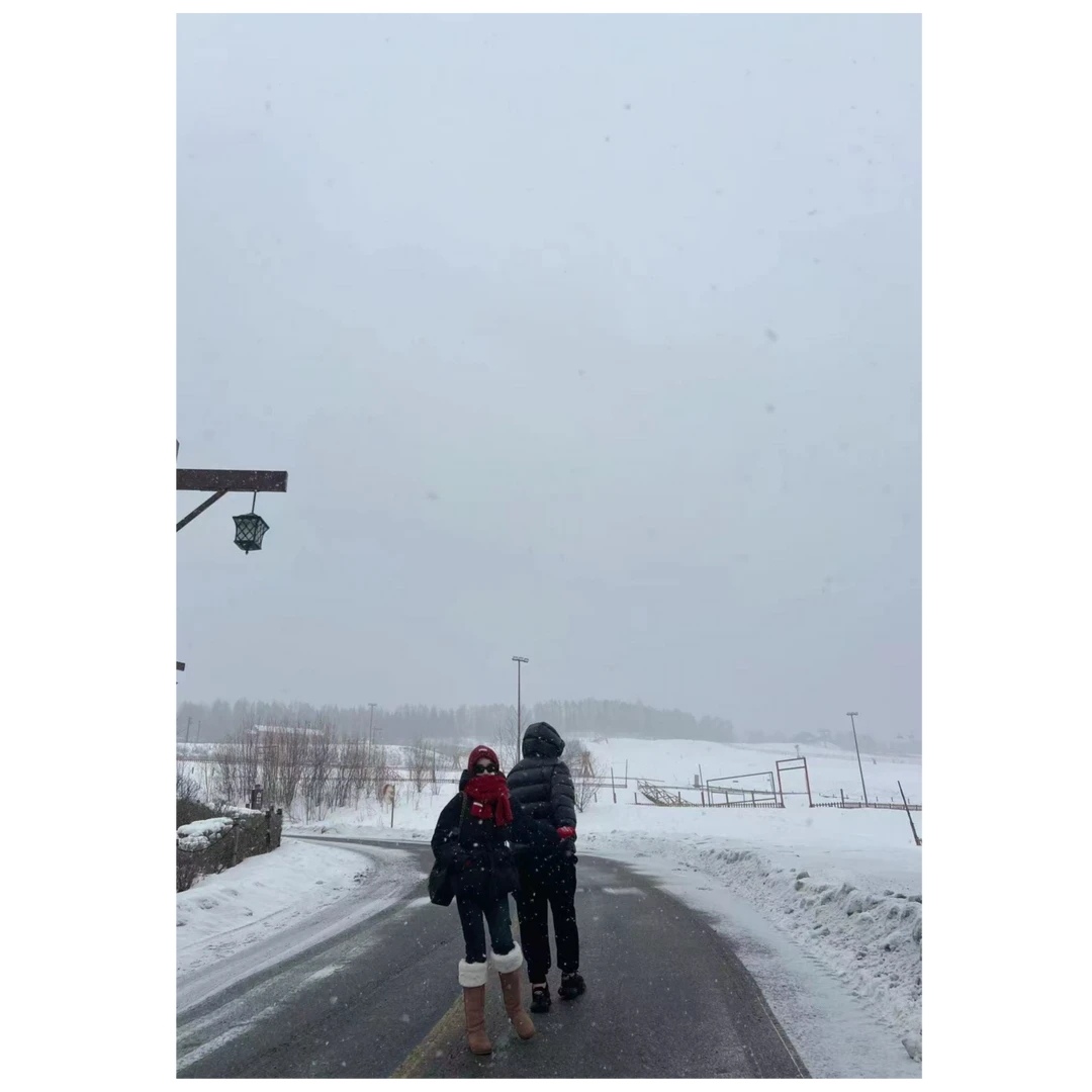 【梓铭】9035暖冬爱恋~黑科技三防鹅鹅鹅冬季气质系带连帽鹅绒服