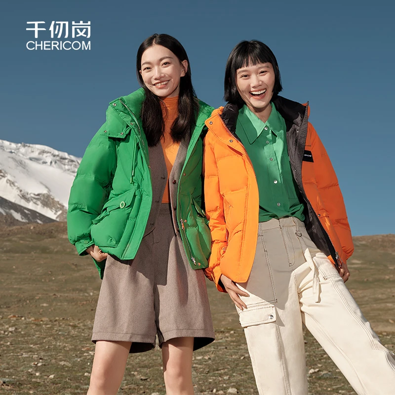 千仞岗秋冬宽松户外时尚休闲加厚防风保暖女款短款羽绒服Y289091Y