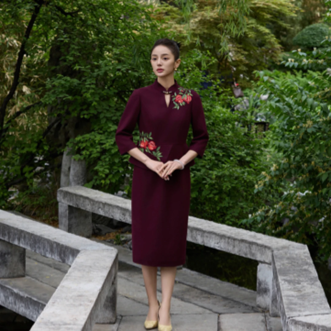 朱紫褕17901枣红色旗袍裙/石榴花纹/假两件/七分袖/复古/修身