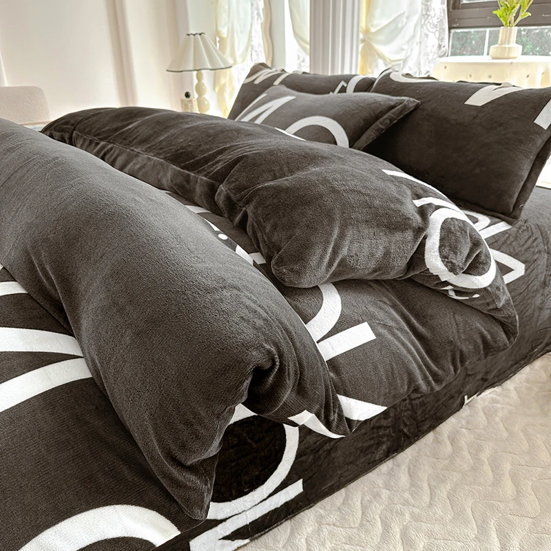 【小扬哥推荐】牛奶绒床上四件套高级感冬季加厚保暖法兰绒被套宿