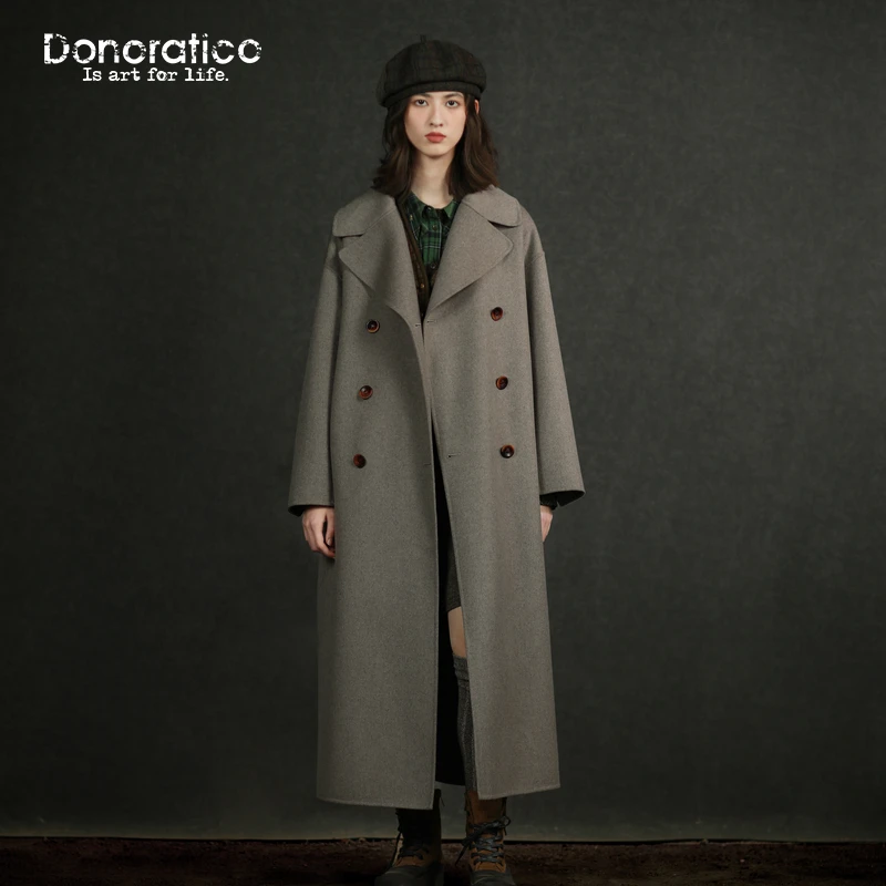 达衣岩知性简约大气2023年冬季新品绵羊毛混纺净色挺阔大衣外套女
