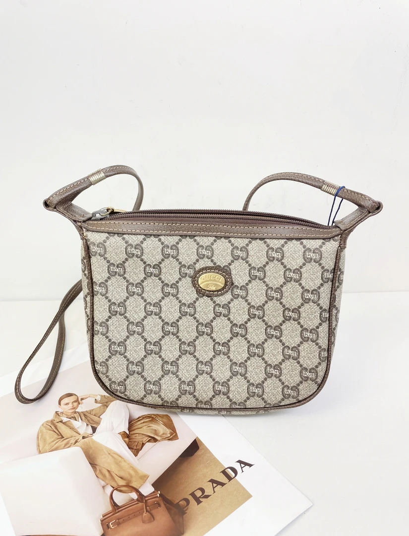 95新 GUCCI/古驰 金标斜挎包 单肩包