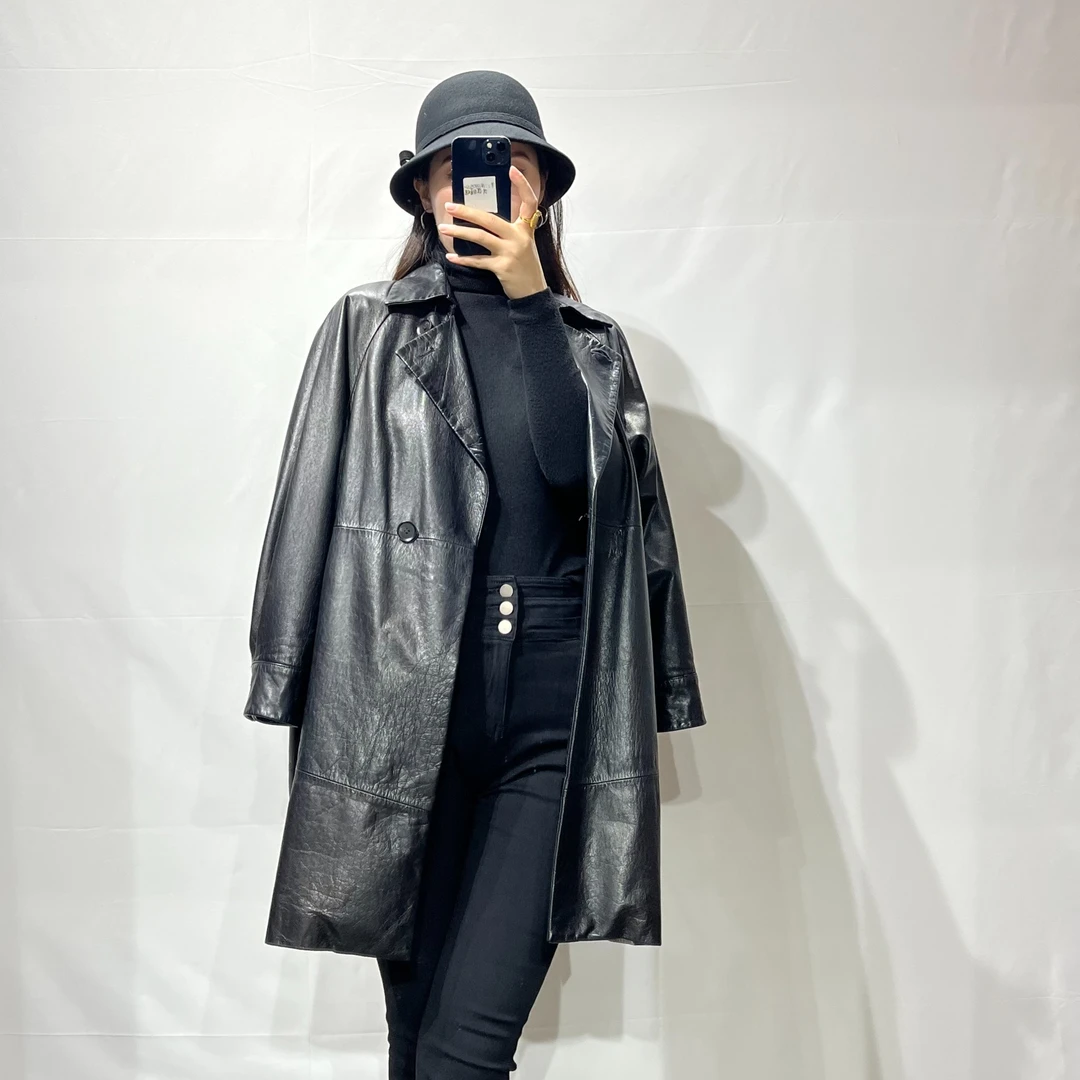 春秋修身真皮黑色常规通勤气质减龄短款女士时尚外套-HY190