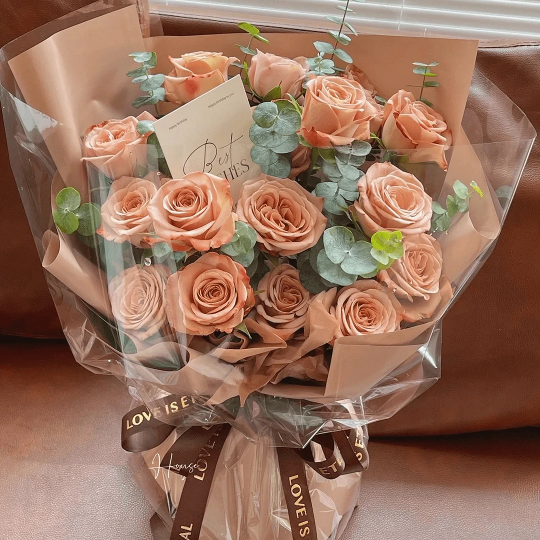 【把你捧在手心里卡布奇诺玫瑰】卡布奇诺玫瑰鲜花花束