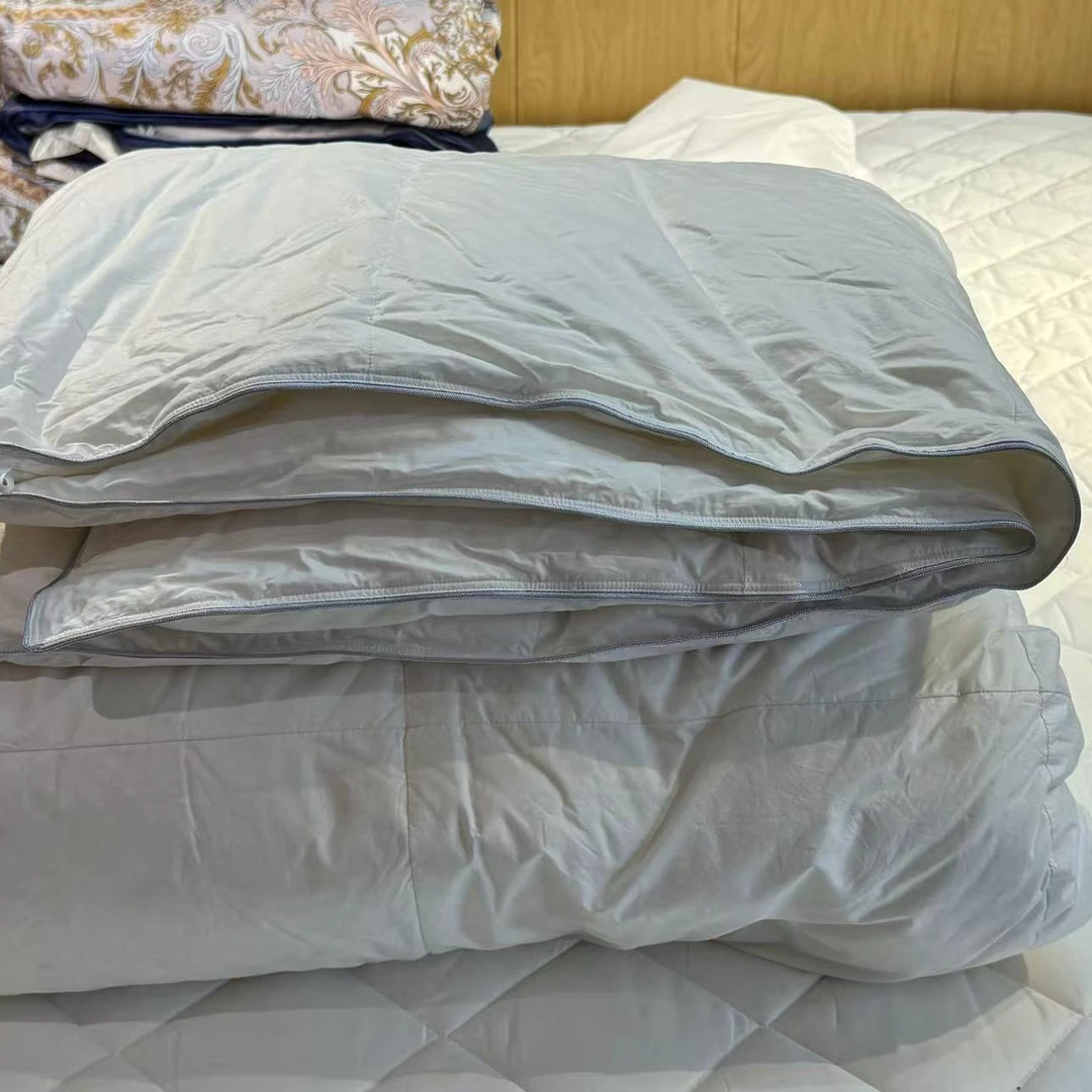 【恐龙严选】恐龙 巴帝斯特长绒棉白鹅绒薄被/厚被 白鹅绒 巴蒂斯