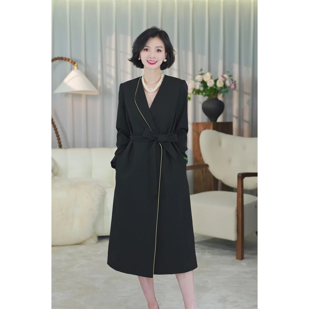 西子/【都市出行】简约系带重磅醋酸金线中长款风衣外套/FYLL184