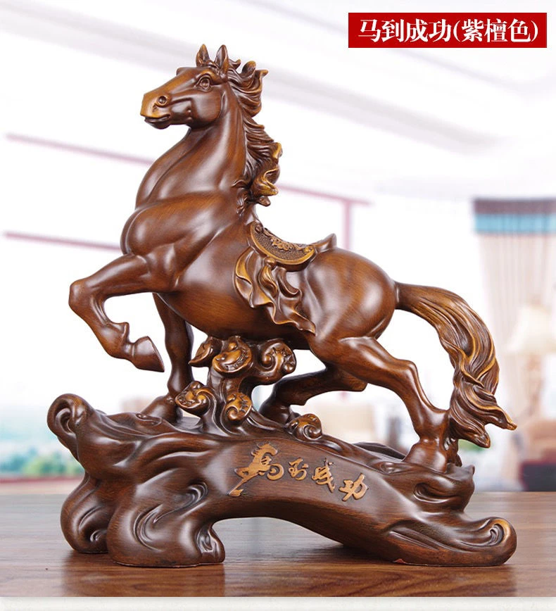 马到成功马桌面摆件（长26高30cm）